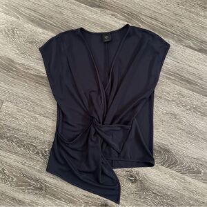 818 Twist Drop top